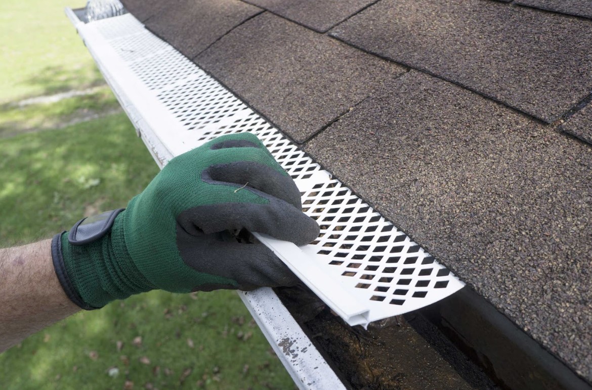 gutter replacement timing