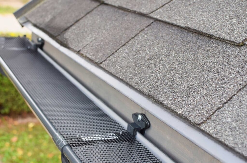 clean gutters