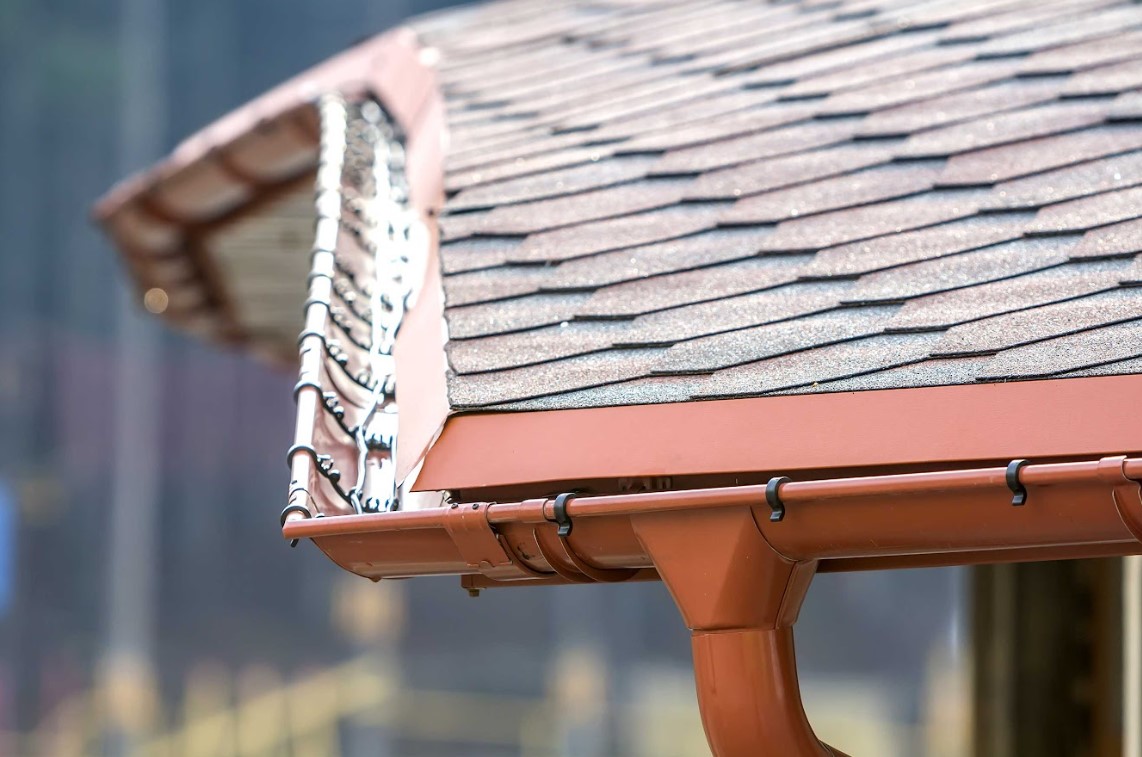 proper roof drainage in Johnson County