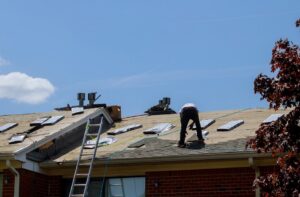 roofing contractor in Nevada, MO